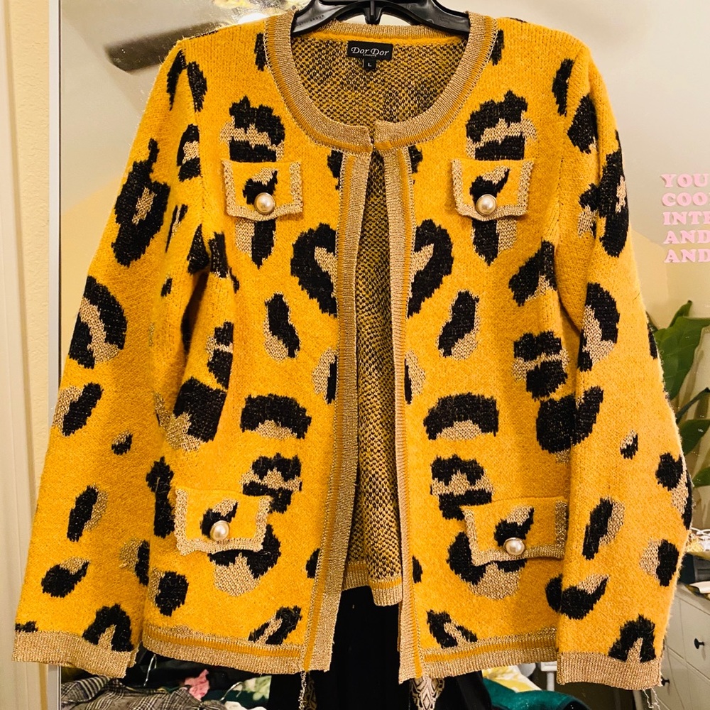 Animalprint Leopard Yellow Sweater (L)